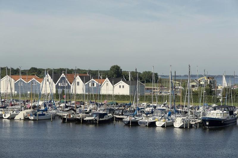 Hampshire Hotel - Newport Хюйцен Экстерьер фото
