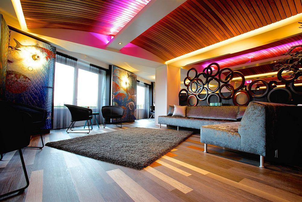 Hampshire Hotel - Newport Хюйцен Экстерьер фото